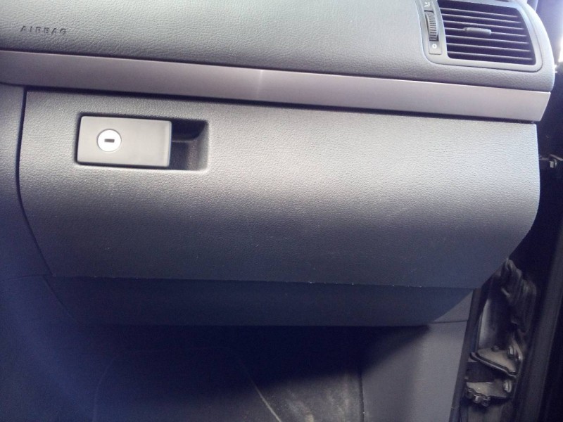 Recambio de guantera para volkswagen touran (1t2) advance referencia OEM IAM   