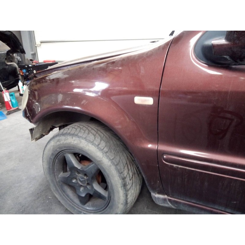 Recambio de aleta delantera izquierda para mercedes-benz clase m (w163) 270 cdi (163.113) referencia OEM IAM   