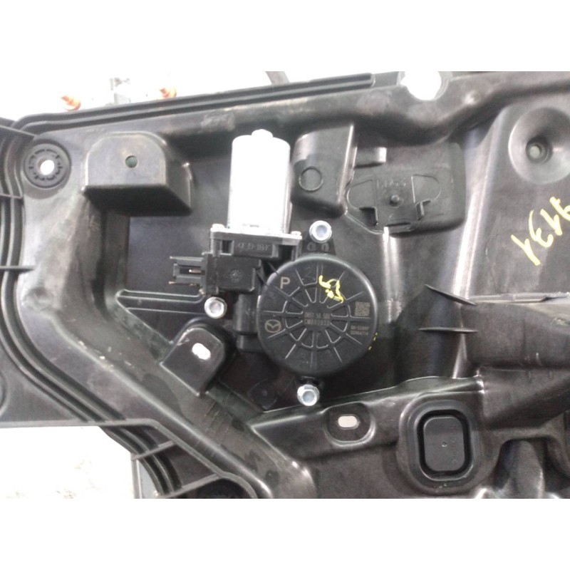 Recambio de elevalunas delantero derecho para mazda cx-5 style 2wd referencia OEM IAM KD537397X  P2-B3-13