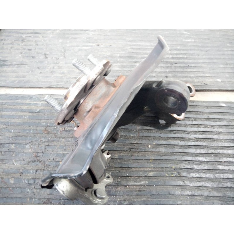 Recambio de mangueta delantera izquierda para toyota verso advance referencia OEM IAM W7791200415  P1-B5-38