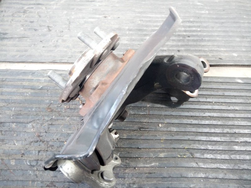 Recambio de mangueta delantera izquierda para toyota verso advance referencia OEM IAM W7791200415  P1-B5-38