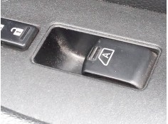 MANDO ELEVALUNAS DELANTERO DERECHO 