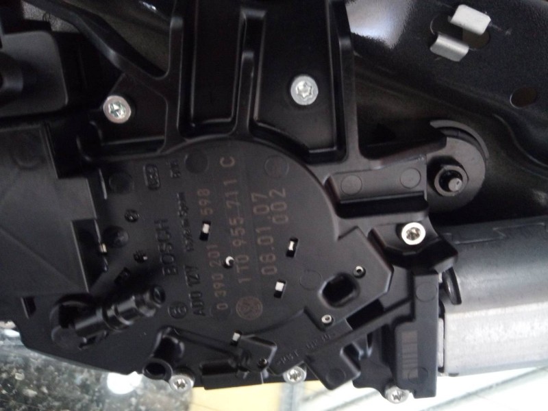 Recambio de motor limpia trasero para volkswagen touran (1t2) advance referencia OEM IAM 1T0955711C 0390201598 