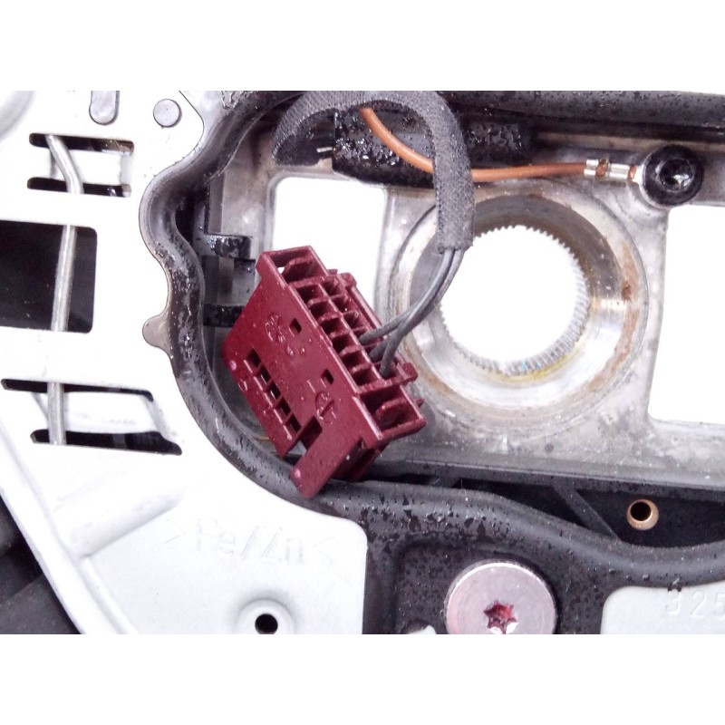 Recambio de volante para mercedes-benz clase b (w246) b 180 cdi be (246.200) referencia OEM IAM A2184609103  E1-A2-43-2