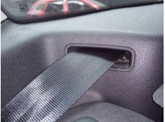 CINTURON SEGURIDAD TRASERO DERECHO 