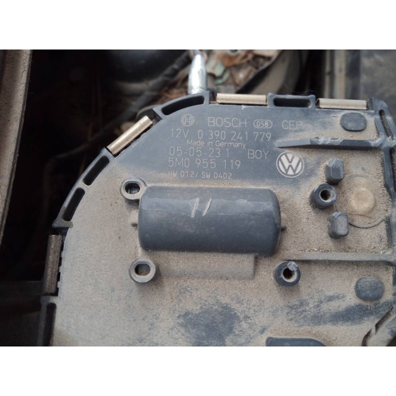 Recambio de motor limpia delantero para volkswagen golf plus (5m1) bluemotion edition referencia OEM IAM 0390241779 5M0955119 