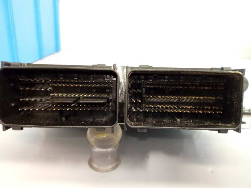 Recambio de centralita motor uce para volvo v40 momentum referencia OEM IAM MB2797009612 279700961200 E3-B5-44-2