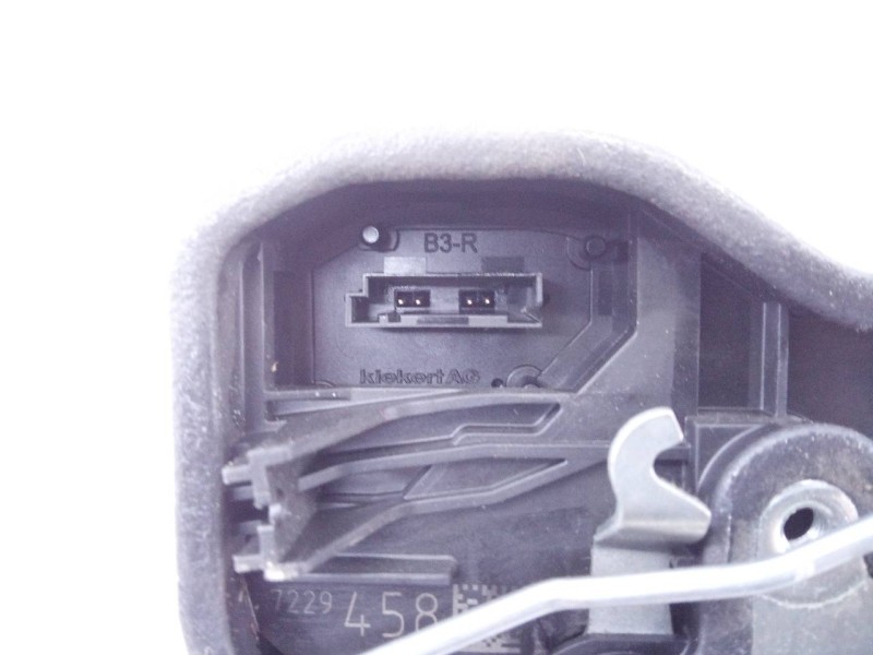 Recambio de cerradura puerta delantera derecha para bmw serie 1 lim. (f20/f21) 116d referencia OEM IAM 7229458  E1-A3-28-1