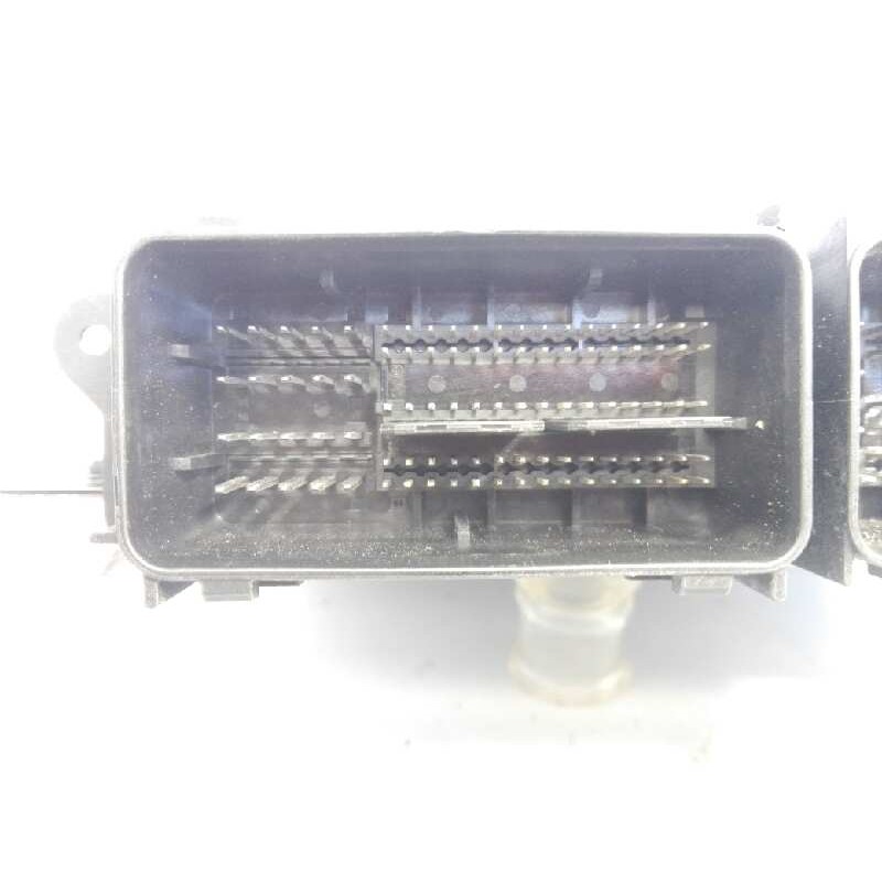 Recambio de centralita motor uce para volvo v40 momentum referencia OEM IAM MB2797009612 279700961200 E3-B5-44-2