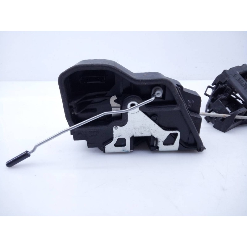 Recambio de cerradura puerta delantera derecha para bmw serie 1 lim. (f20/f21) 116d referencia OEM IAM 7229458  E1-A3-28-1