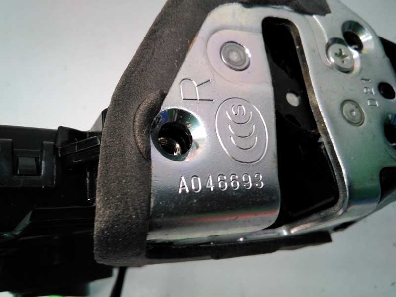 Recambio de cerradura puerta delantera derecha para toyota land cruiser (j15) gx referencia OEM IAM A046693 1102711 