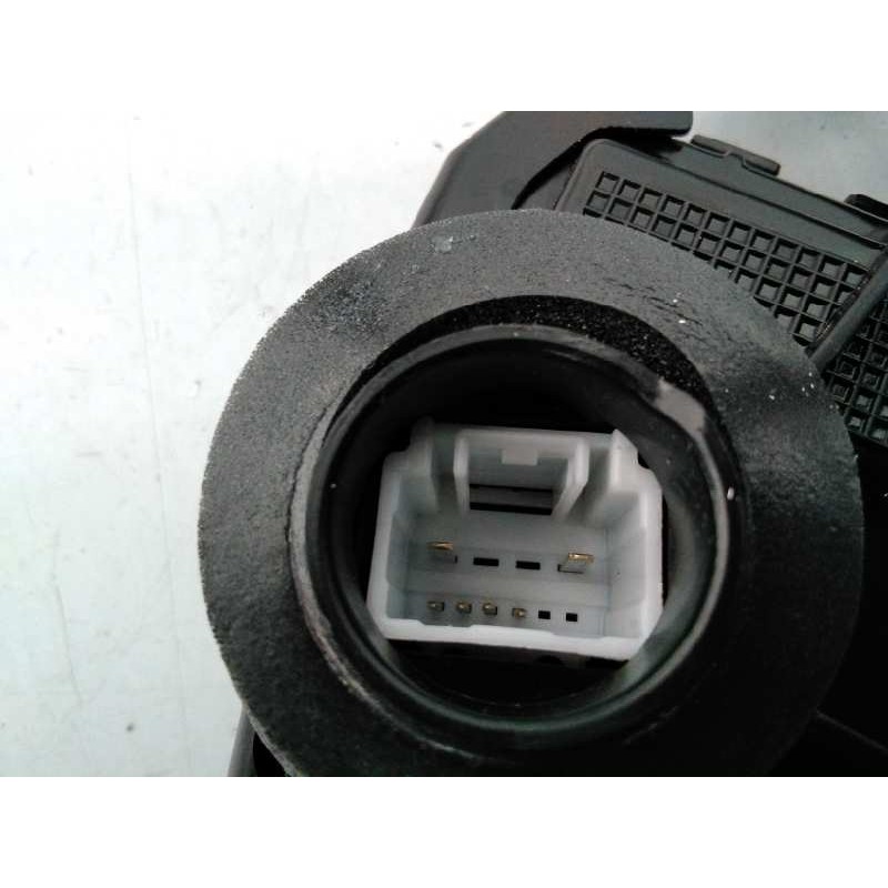 Recambio de cerradura puerta delantera izquierda para toyota land cruiser (j15) gx referencia OEM IAM A046693 1102713 