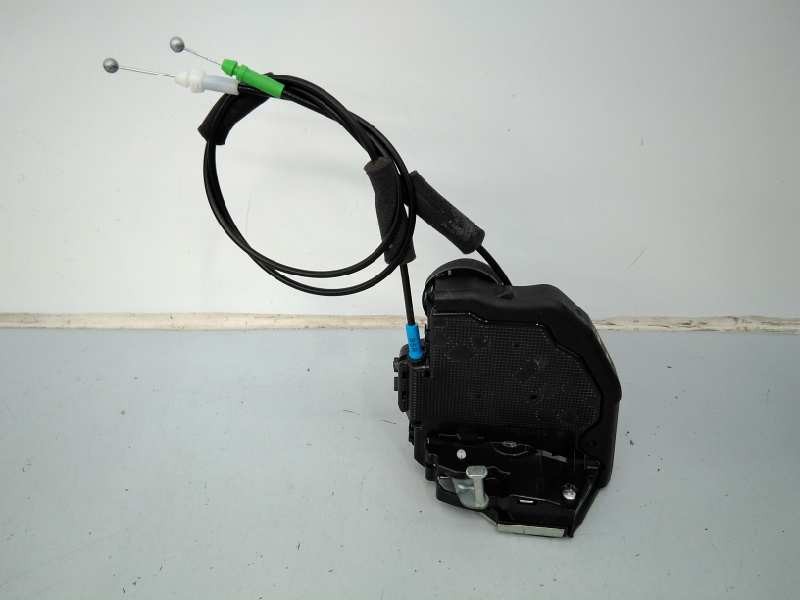 Recambio de cerradura puerta trasera izquierda para toyota land cruiser (j15) gx referencia OEM IAM A046693 1102700 