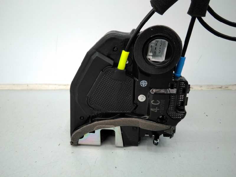 Recambio de cerradura puerta trasera izquierda para toyota land cruiser (j15) gx referencia OEM IAM A046693 1102700 