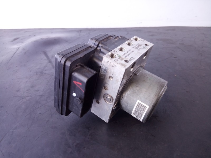 Recambio de abs para hyundai i30 fastback tecno referencia OEM IAM 58920G4220 458922520 P3-A8-19-4