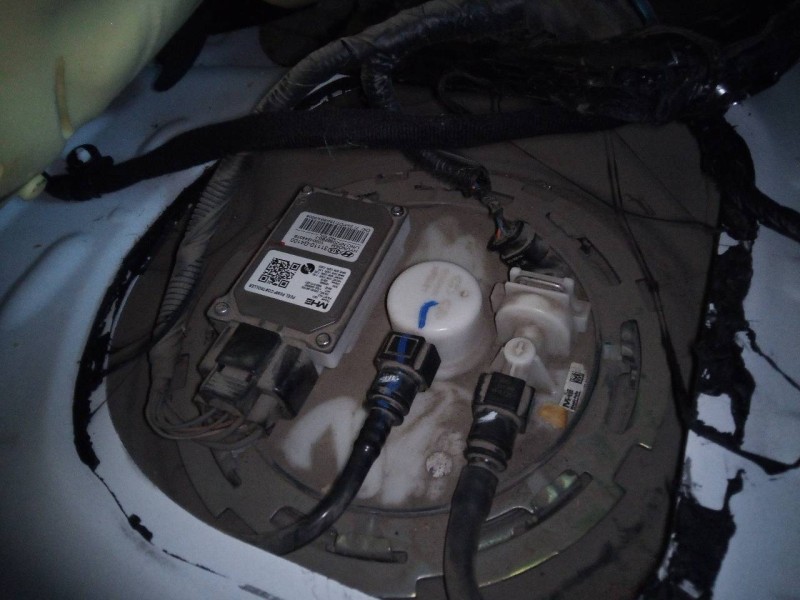 Recambio de aforador para hyundai i30 fastback tecno referencia OEM IAM 31110G4100  