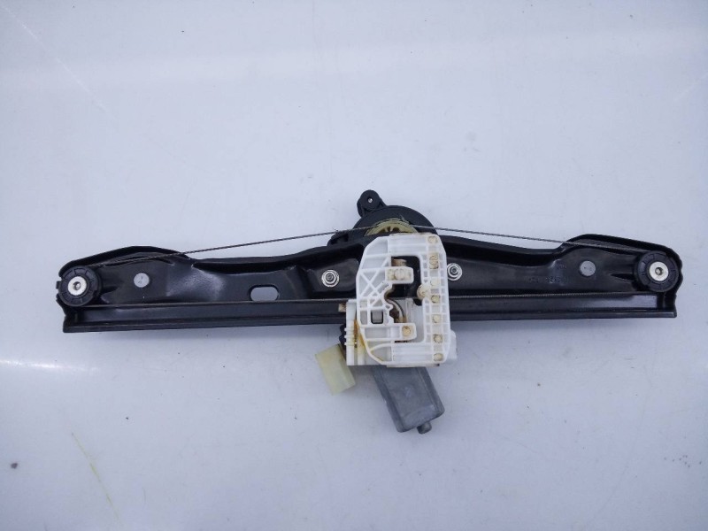 Recambio de elevalunas trasero izquierdo para bmw serie 1 lim. (f20/f21) 116d referencia OEM IAM 7242555  E1-A3-28-1