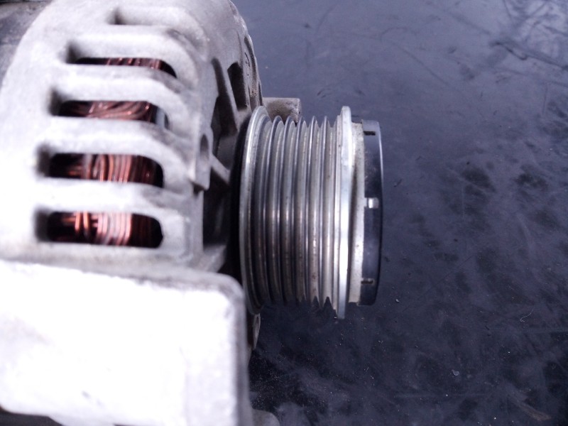 Recambio de alternador para hyundai i30 fastback tecno referencia OEM IAM 3730004950  P3-A4-29-2