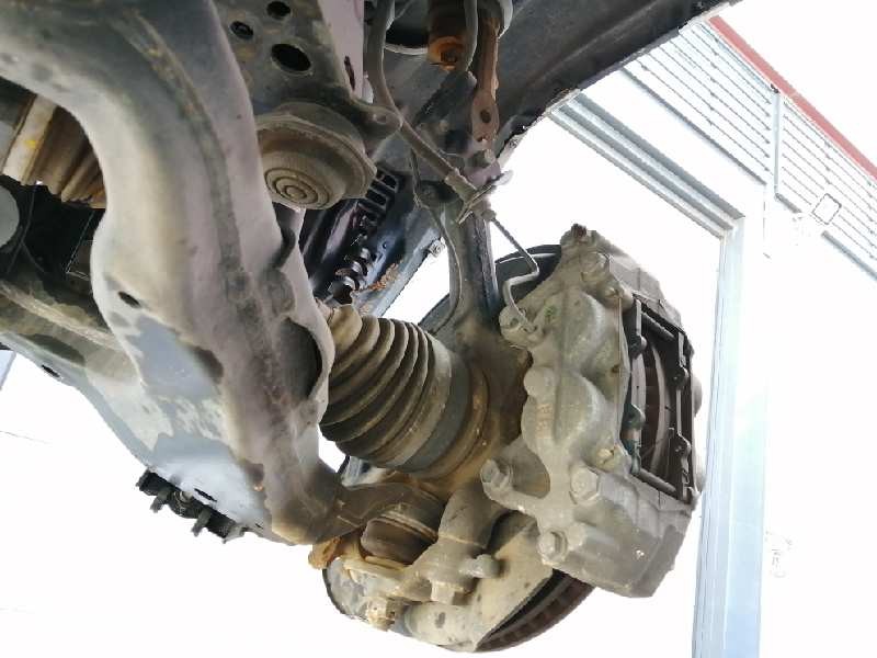 Recambio de mangueta delantera derecha para toyota land cruiser (j15) gx referencia OEM IAM   