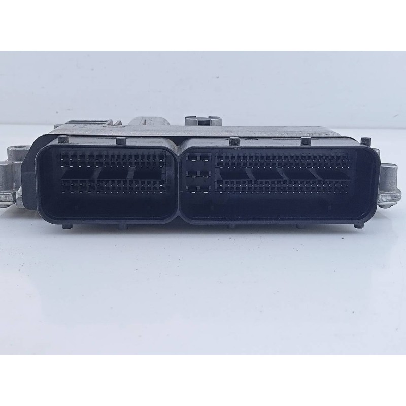 Recambio de centralita motor uce para skoda fabia active referencia OEM IAM 04B907445 28459901 E2-A1-14-7