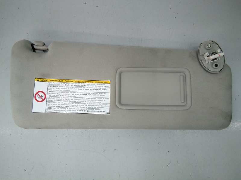 Recambio de parasol derecho para toyota land cruiser (j15) gx referencia OEM IAM   E3-B2-15-1