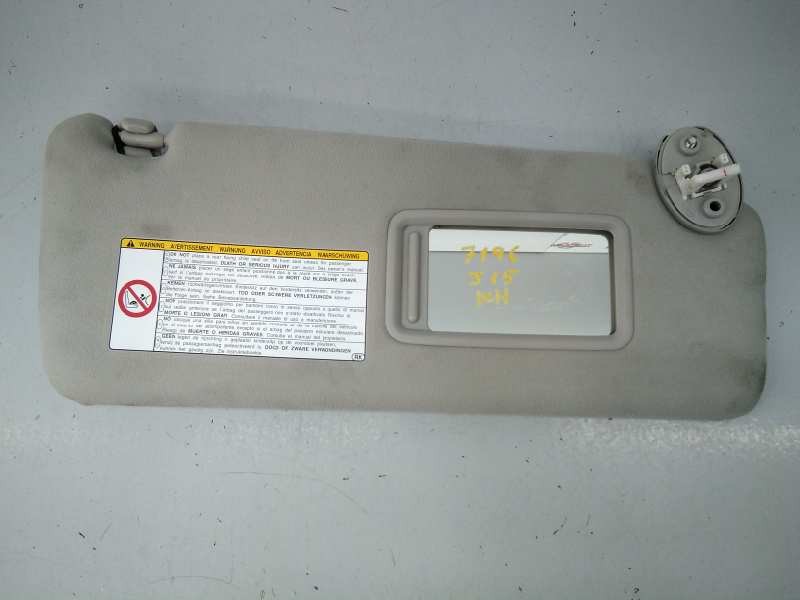 Recambio de parasol derecho para toyota land cruiser (j15) gx referencia OEM IAM   E3-B2-15-1