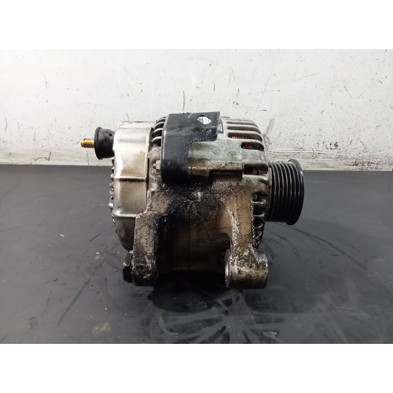 Recambio de alternador para kia sorento 2.5 crdi vgt ex1 referencia OEM IAM 373004A300  P3-A4-22-2