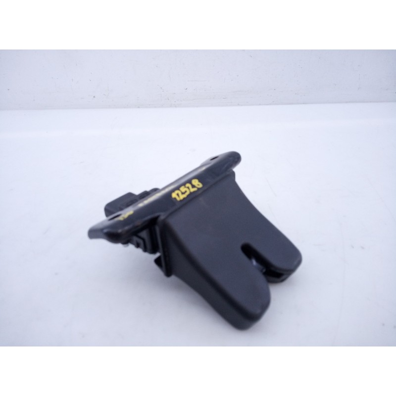 Recambio de cerradura maletero / porton para hyundai i30 fastback tecno referencia OEM IAM   E2-B5-61-1