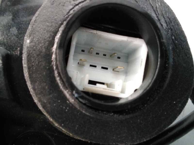 Recambio de cerradura puerta trasera derecha para toyota land cruiser (j15) gx referencia OEM IAM A046693 1102703 