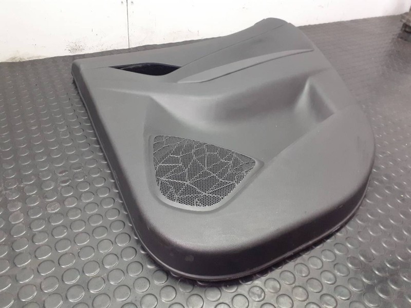 Recambio de guarnecido puerta trasera derecha para hyundai ix20 gls comfort blue referencia OEM IAM 531440041  P2-A1-3