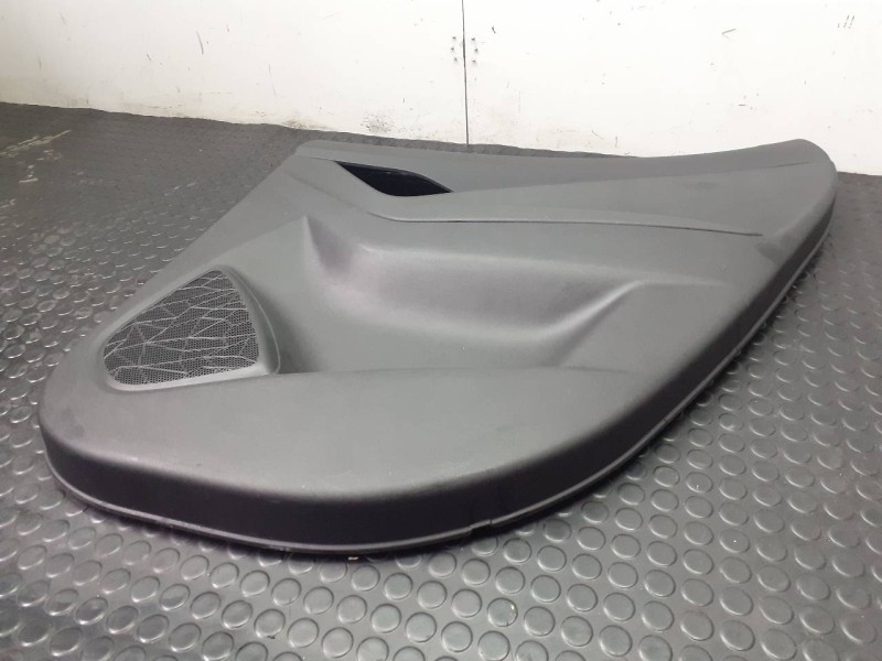 Recambio de guarnecido puerta trasera derecha para hyundai ix20 gls comfort blue referencia OEM IAM 531440041  P2-A1-3