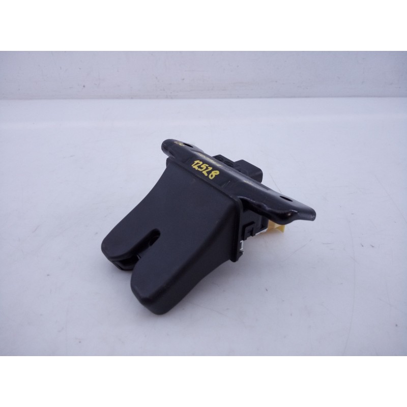 Recambio de cerradura maletero / porton para hyundai i30 fastback tecno referencia OEM IAM   E2-B5-61-1