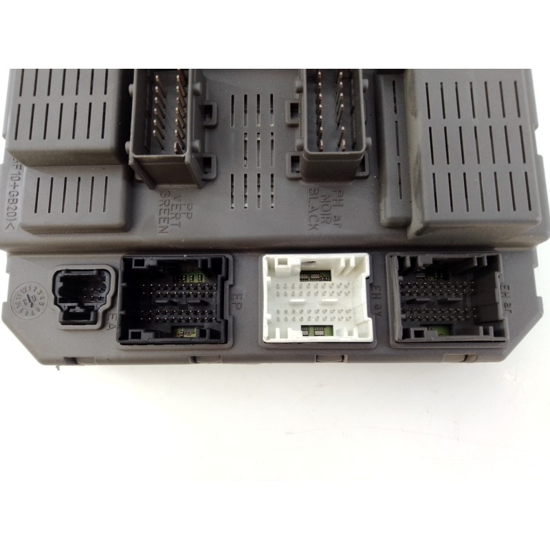 Recambio de caja reles / fusibles para lancia phedra (180) 2.2 jtd 16v emblema referencia OEM IAM 9651938180  E3-A4-22-4