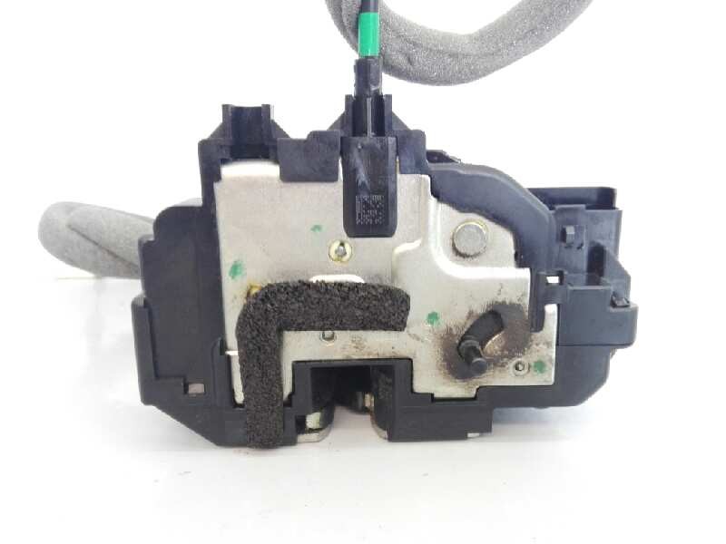 Recambio de cerradura puerta trasera izquierda para nissan qashqai (j10) acenta referencia OEM IAM VP32LRLC  E2-A4-50-1