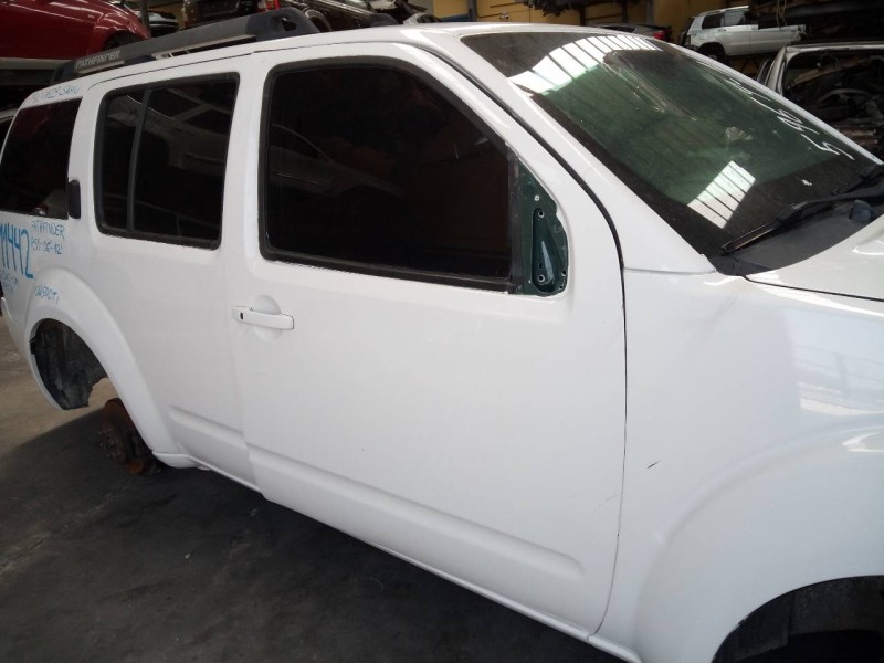 Recambio de puerta delantera derecha para nissan pathfinder (r51) 2.5 dci se referencia OEM IAM   