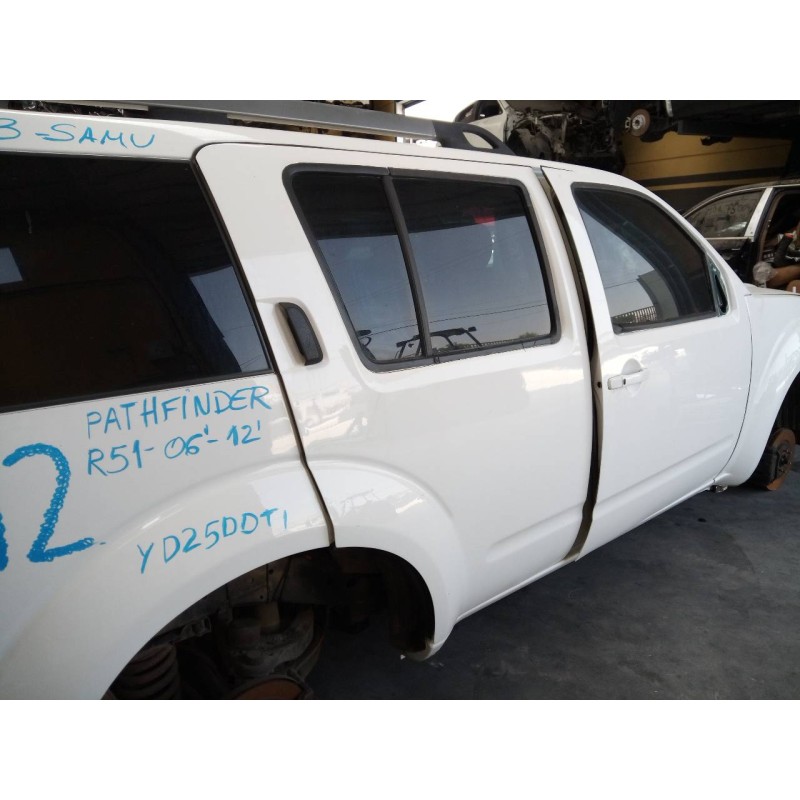Recambio de puerta trasera derecha para nissan pathfinder (r51) 2.5 dci se referencia OEM IAM   