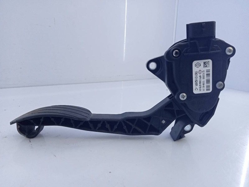 Recambio de pedal acelerador para renault master kasten l1h1 ka 2,8t referencia OEM IAM 180101626R 6PV00997801 E2-A1-45-1