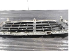 Recambio de rejilla delantera para ssangyong rexton rx 270 full referencia OEM IAM 8489025  P2-A2-38 2