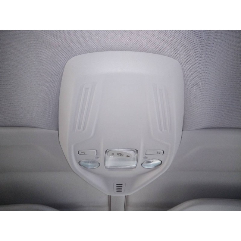 Recambio de luz interior para citroën c4 picasso attraction referencia OEM IAM   