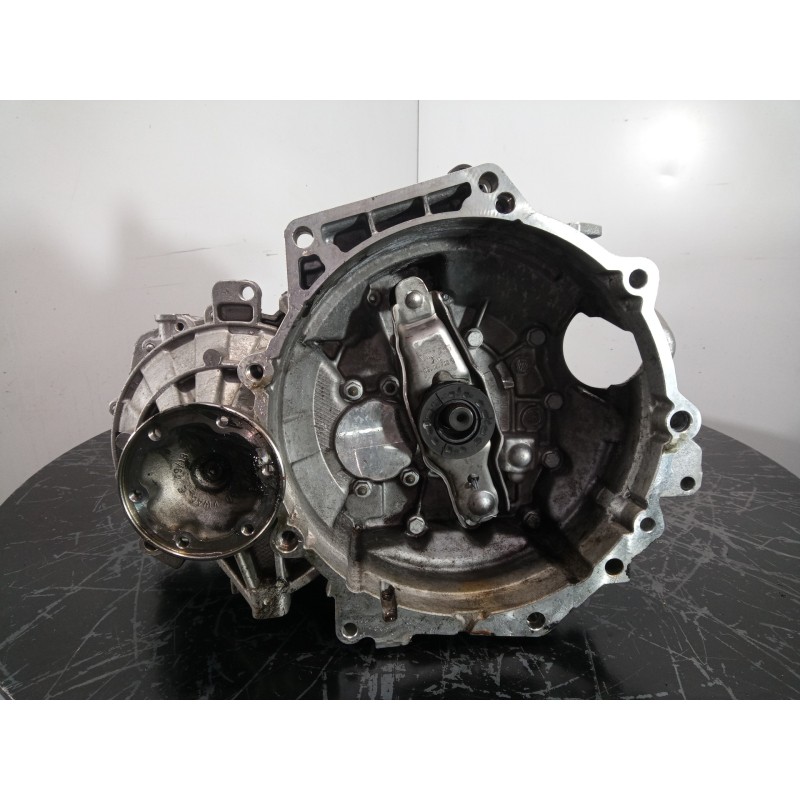 Recambio de caja cambios para skoda kamiq (nw4) ambition referencia OEM IAM TKQ  M1-A1-141