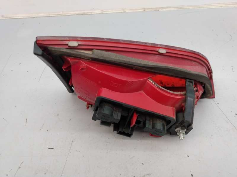 Recambio de piloto trasero derecho porton para audi a4 ber. (b8) s line sportpaket / plus referencia OEM IAM 166974  E1-B6-45-2