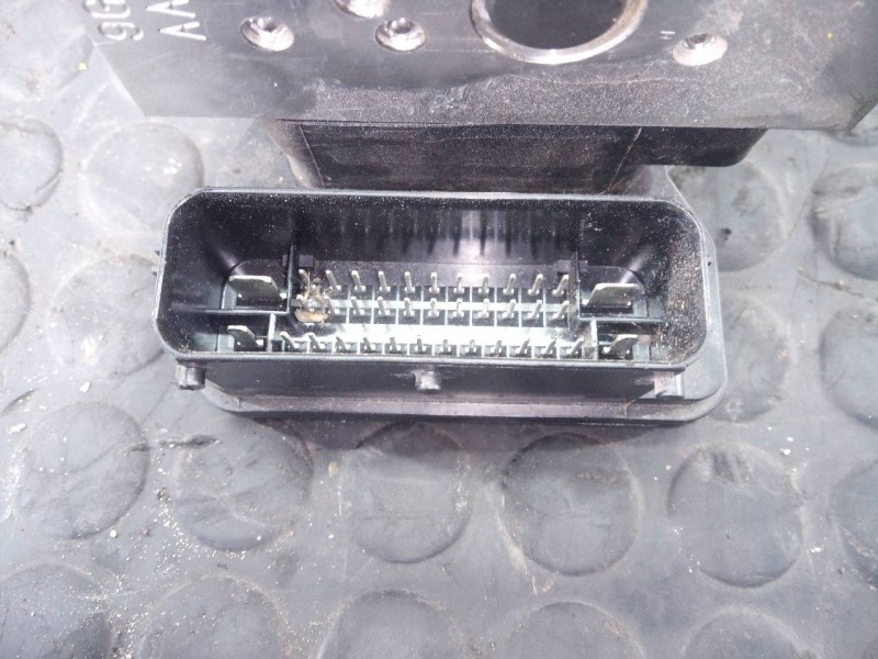 Recambio de abs para kia rio concept referencia OEM IAM 589201W570  P3-A8-22-2