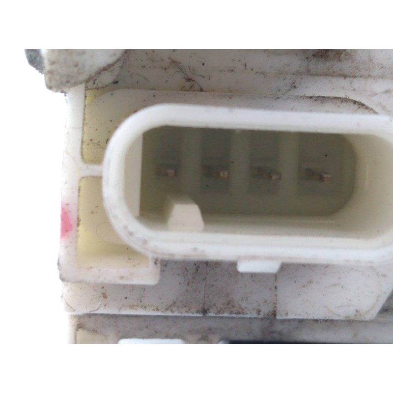Recambio de cerradura puerta delantera derecha para fiat freemont (345) lounge 4wd referencia OEM IAM A052111 P04589916AD E2-B2-