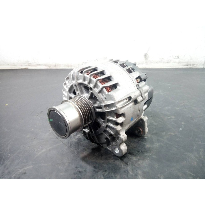 Recambio de alternador para audi a3 sportback (8vf) s line edition referencia OEM IAM 04C903023K  P3-B5-18-1