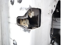 CERRADURA MALETERO / PORTON 