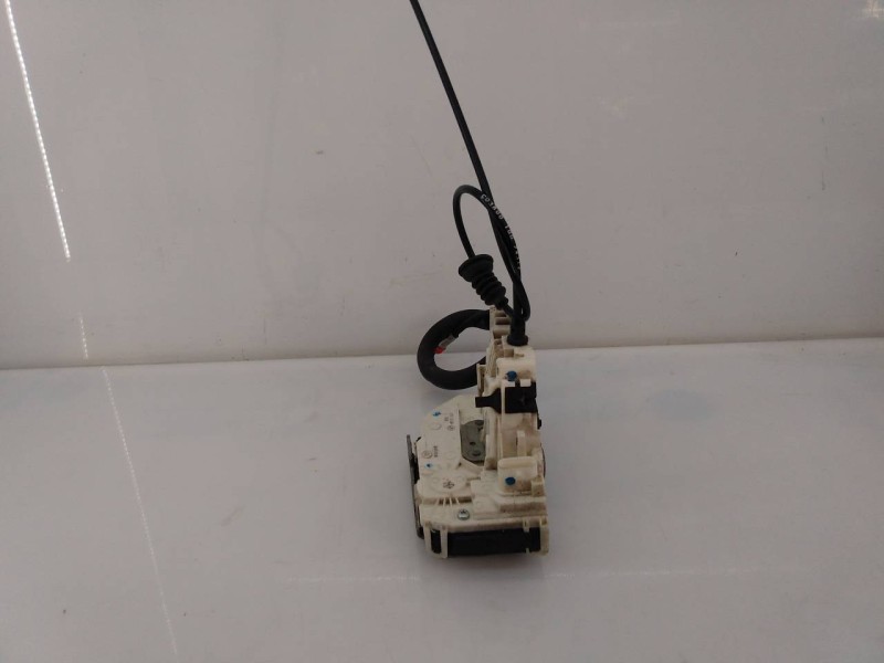 Recambio de cerradura puerta trasera izquierda para fiat freemont (345) lounge 4wd referencia OEM IAM P04589915ADA  E2-B2-29-2