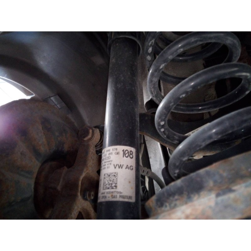 Recambio de amortiguador trasero izquierdo para audi a3 sportback (8vf) s line edition referencia OEM IAM   