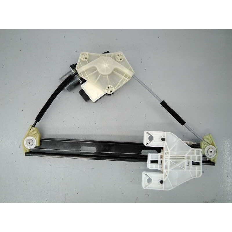 Recambio de elevalunas trasero derecho para seat leon (5f1) style referencia OEM IAM 5Q0959508A  E1-B6-14-3