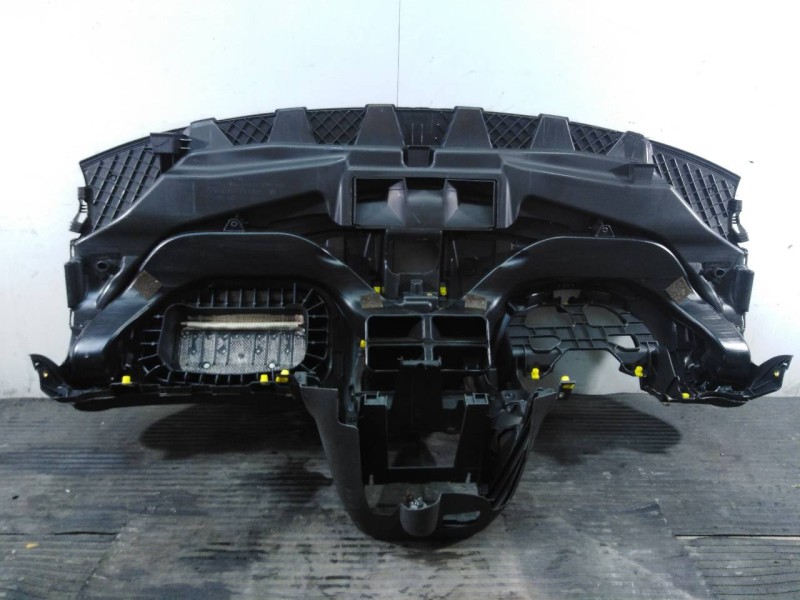 Recambio de salpicadero para opel corsa d cosmo referencia OEM IAM 13184102 092021294TSC P1-A3-36