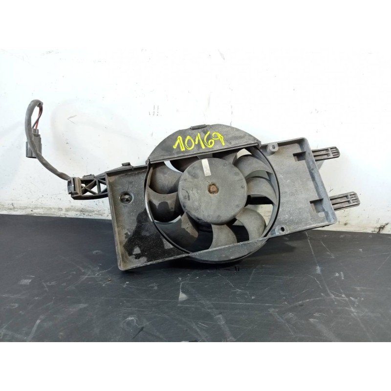 Recambio de electroventilador para ford focus turn. (cb8) trend referencia OEM IAM BV618C607SB  P2-A7-4